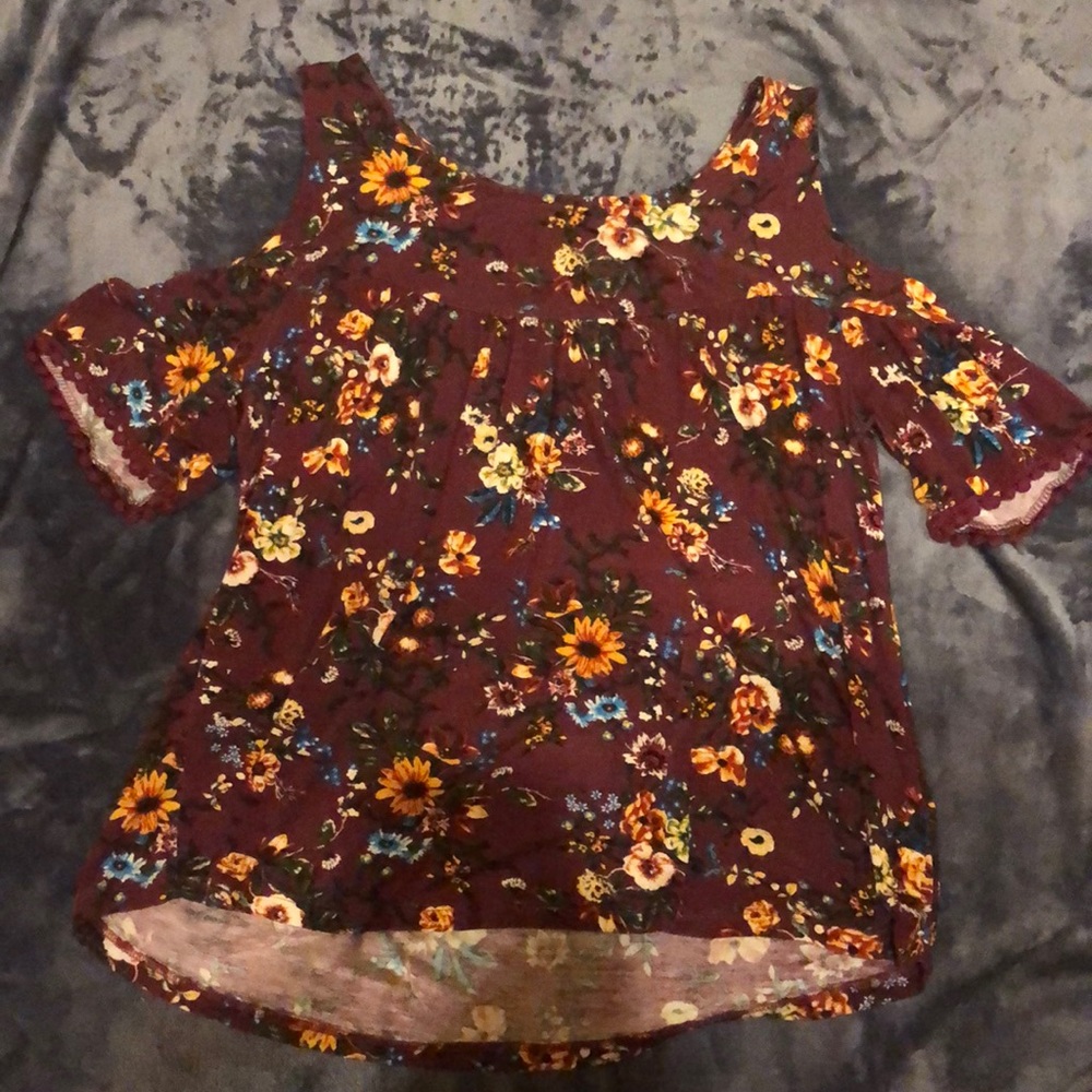 Flowy, open shoulder blouse